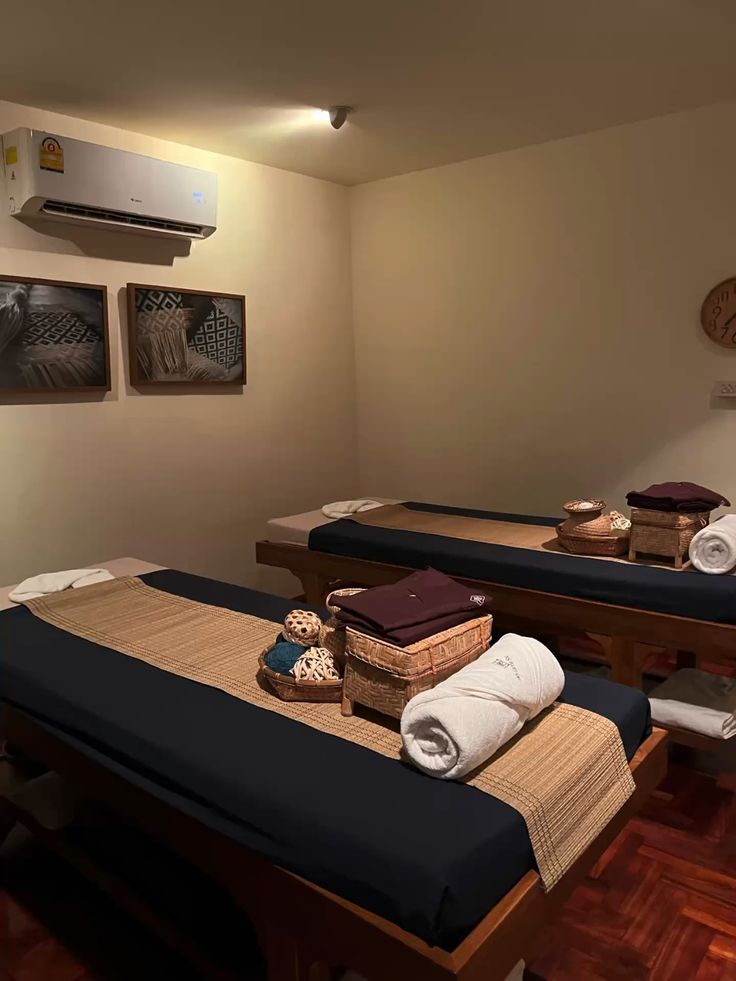 Massage room gallery